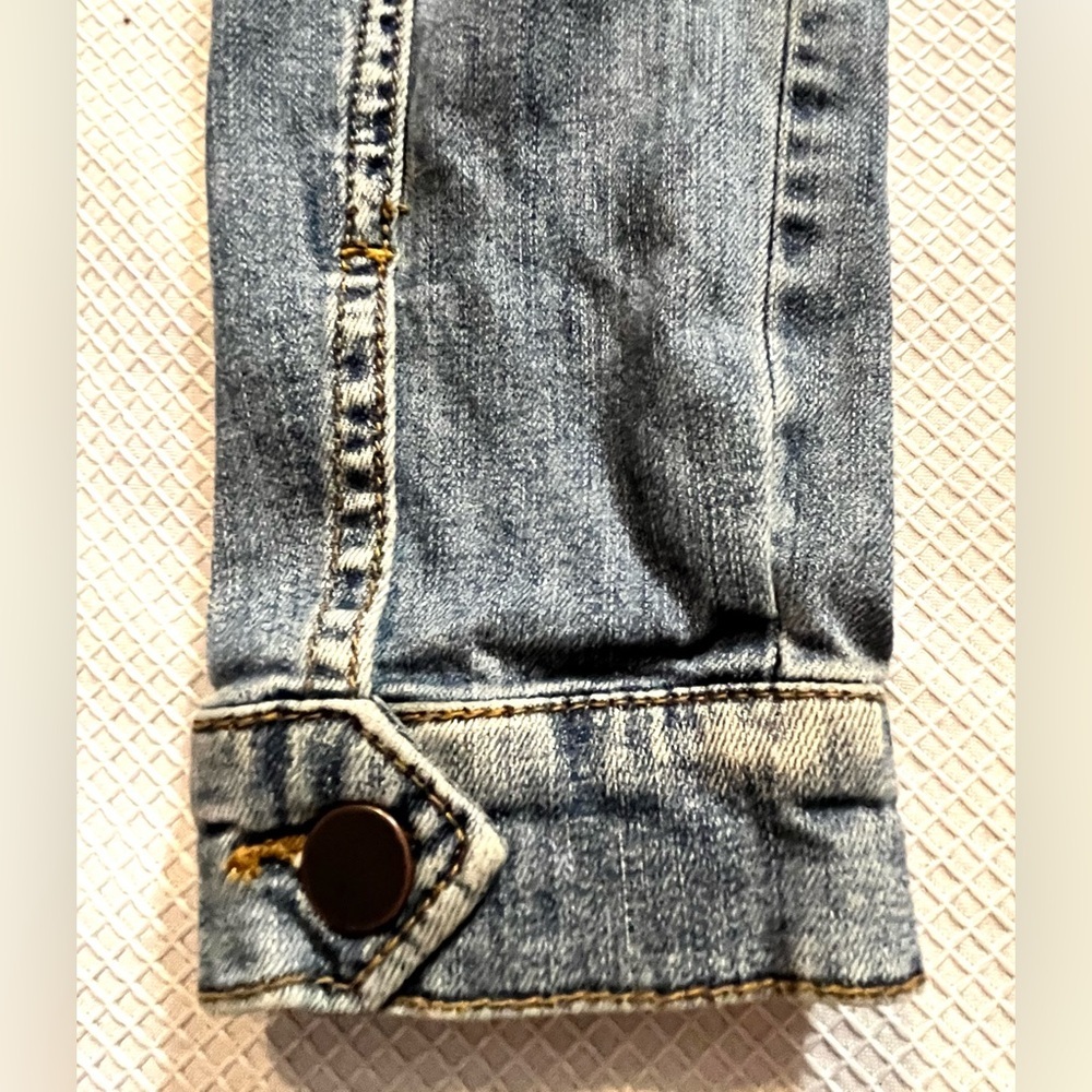 Kut from the Kloth Light Blue Denim Jean Jacket - Picture 11 of 16